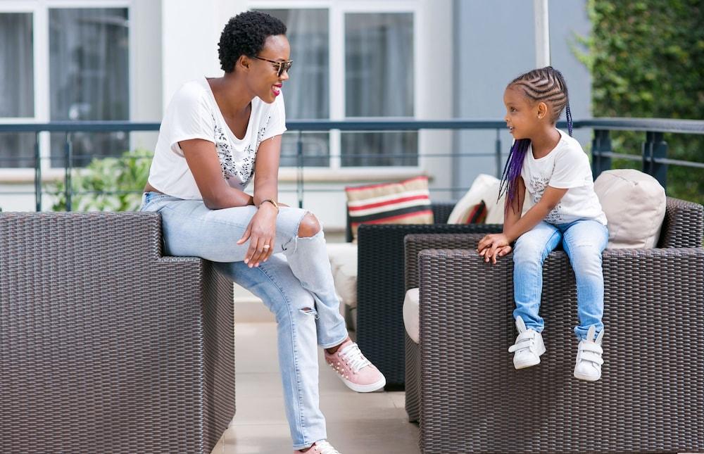 Eka Hotel Nairobi Bagian luar foto