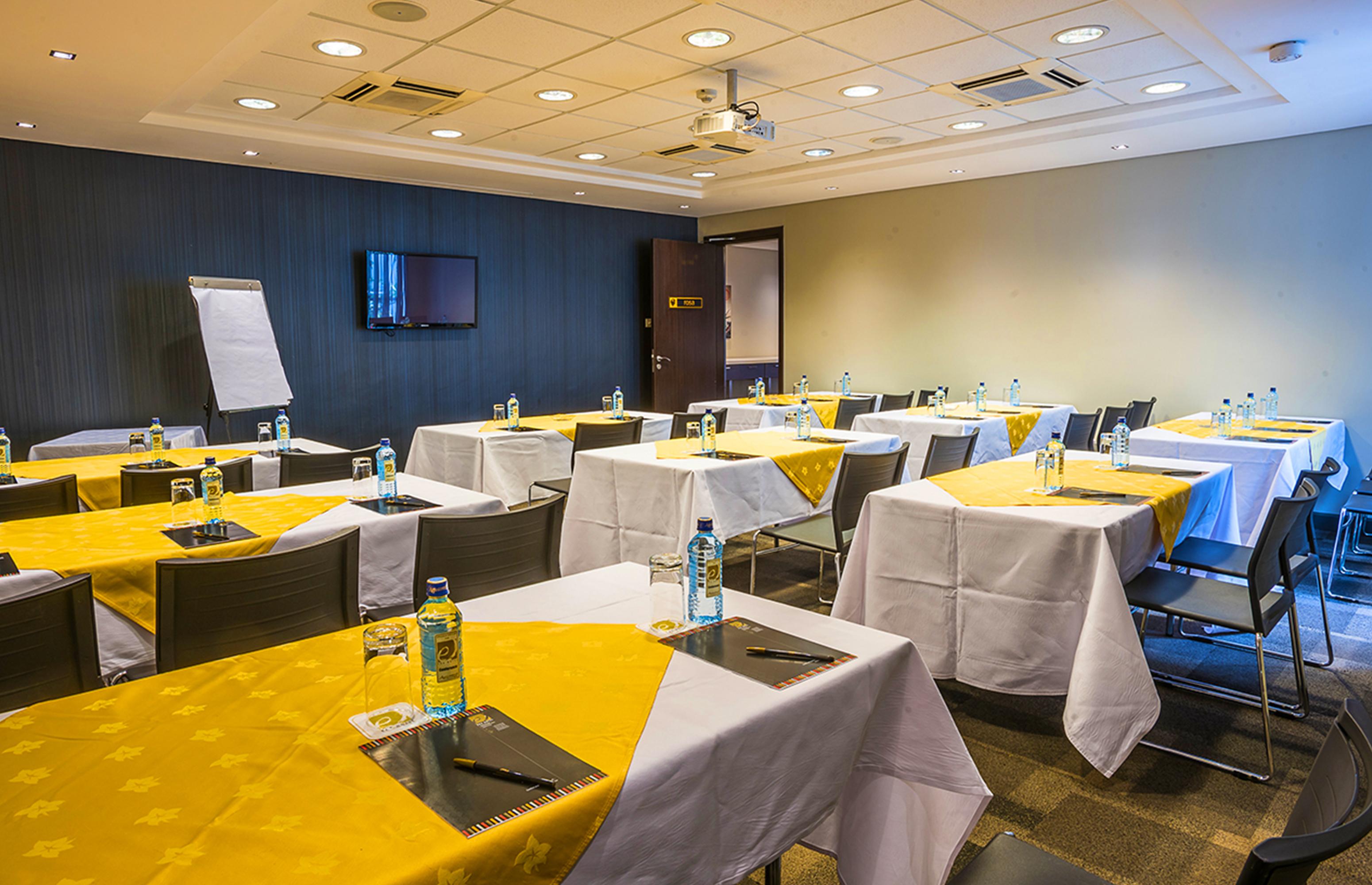 Eka Hotel Nairobi Bagian luar foto